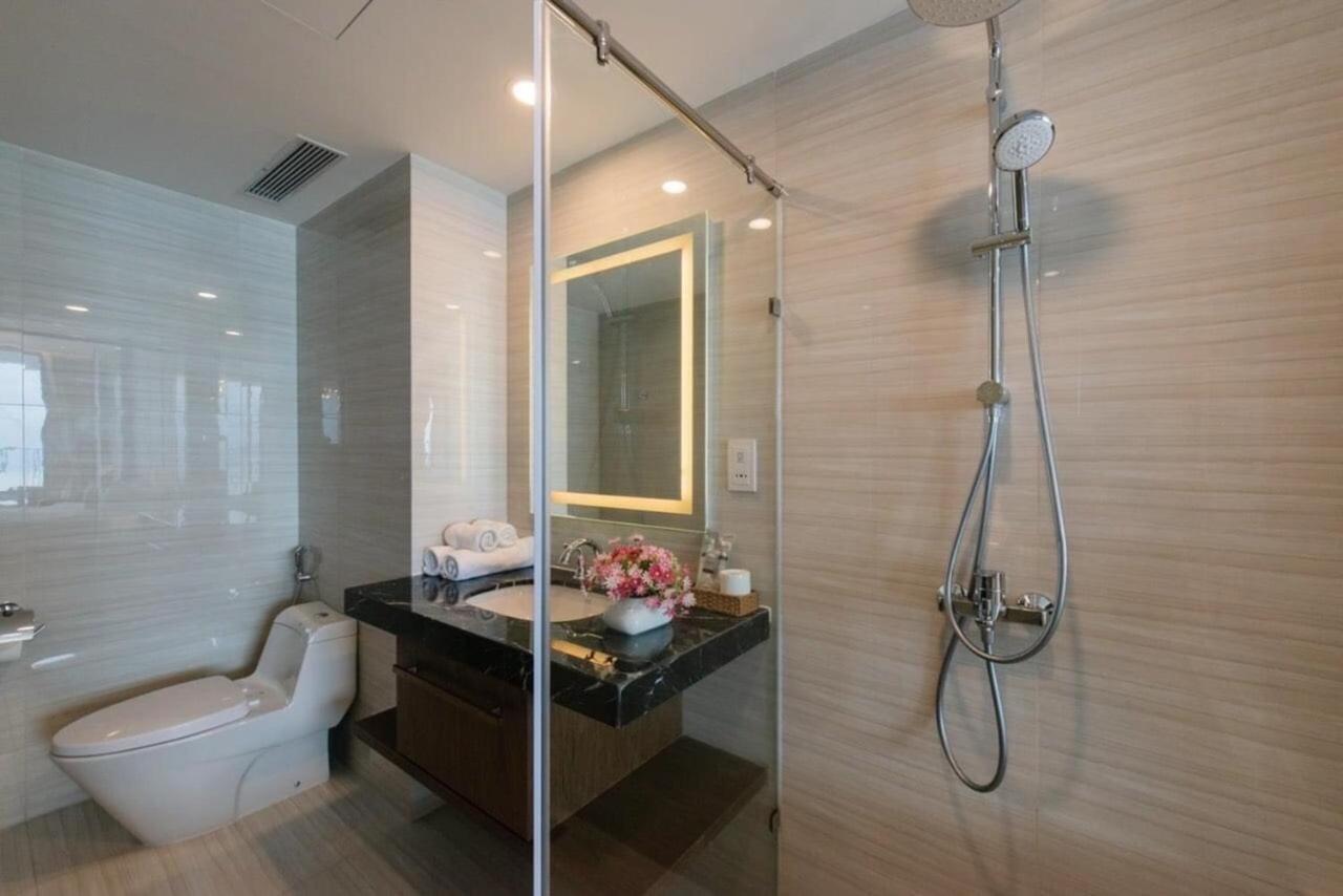 Homie Panorama Beachfront Residences Nha Trang Exterior foto